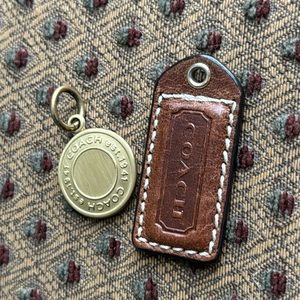 Coach round bag charm + hang tag (no chain)